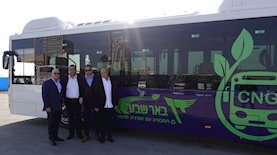 השקת אוטובוס ממונע גז בבאר שבע, צילום: קוסטה פאנוס